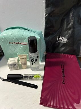 MAC Cosmetics Bundle – 3 Makeup Bags + Unused Skincare & Makeup Accessories